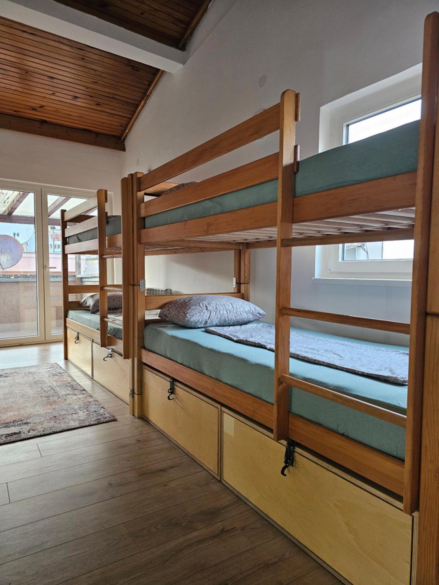 Leopold Chillout Hostel SJJ Extérieur photo