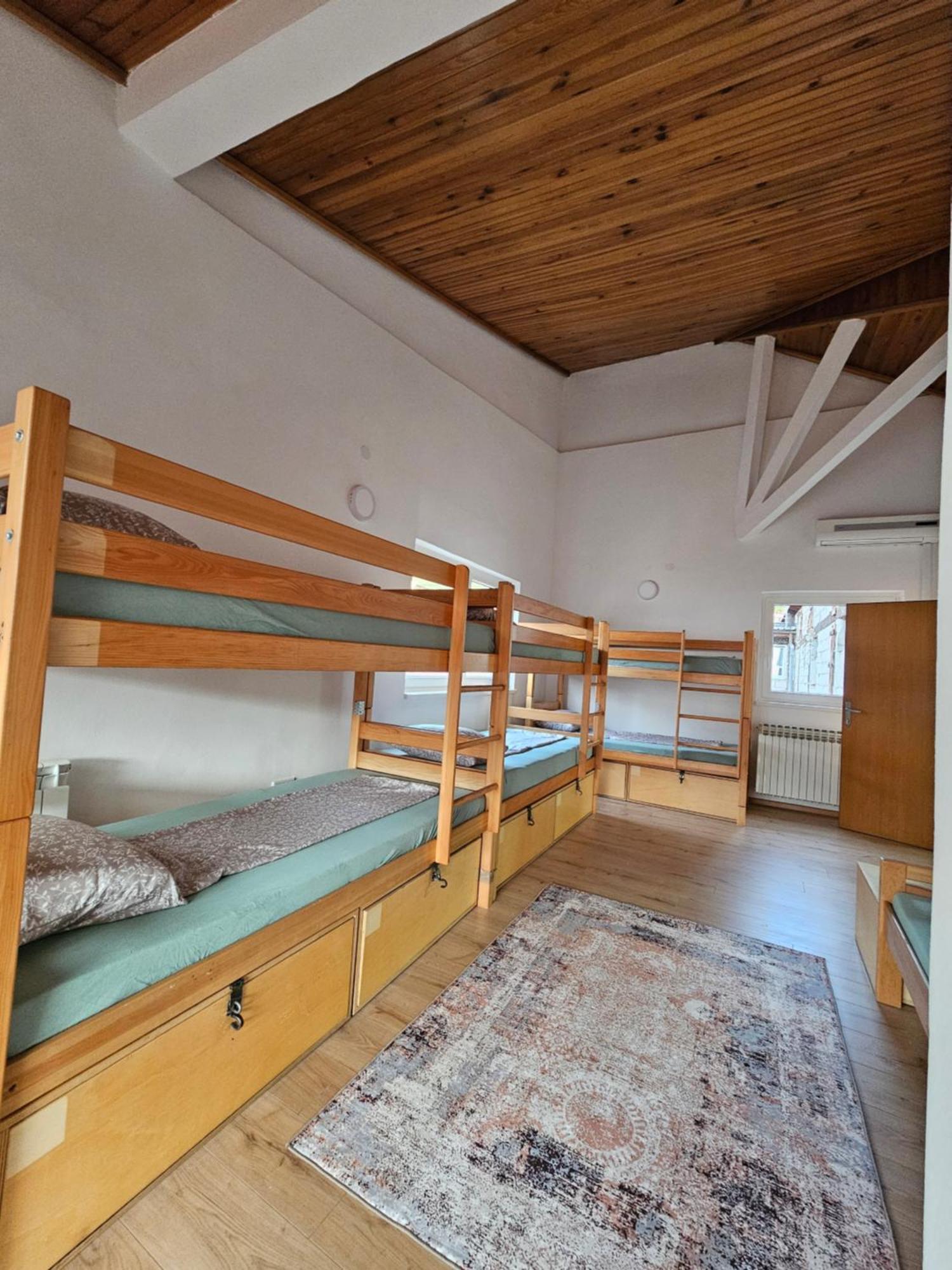 Leopold Chillout Hostel SJJ Extérieur photo