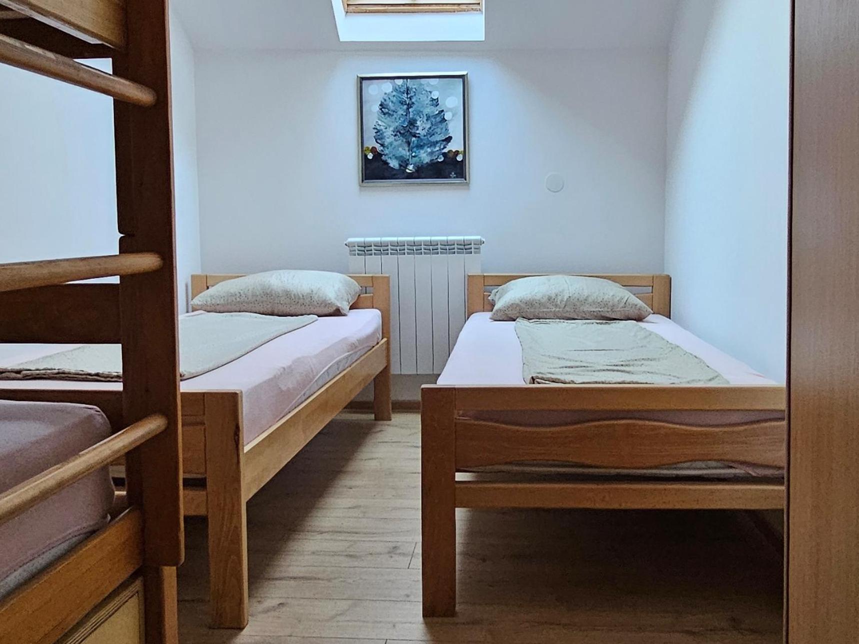 Leopold Chillout Hostel SJJ Extérieur photo